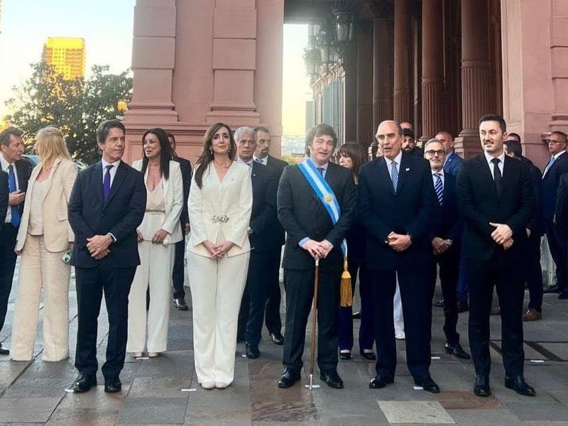 El nuevo gobierno de la Argentina, liderado por el presidente Javier Milei. Aseguraron que el país seguirá en el Acuerdo de París.