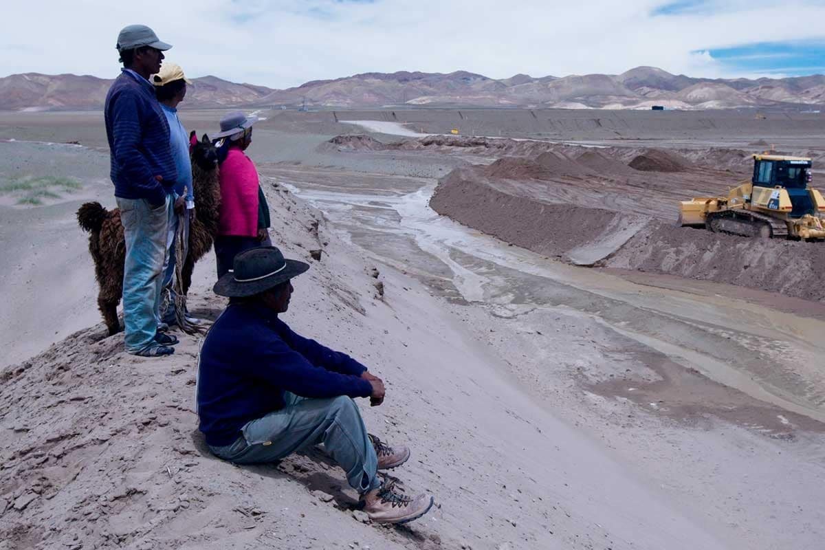 Se hunde el Salar de Atacama y las miradas se dirigen hacia la ...