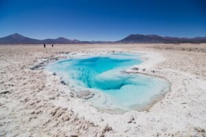 Se hunde el Salar de Atacama y las miradas se dirigen hacia la ...
