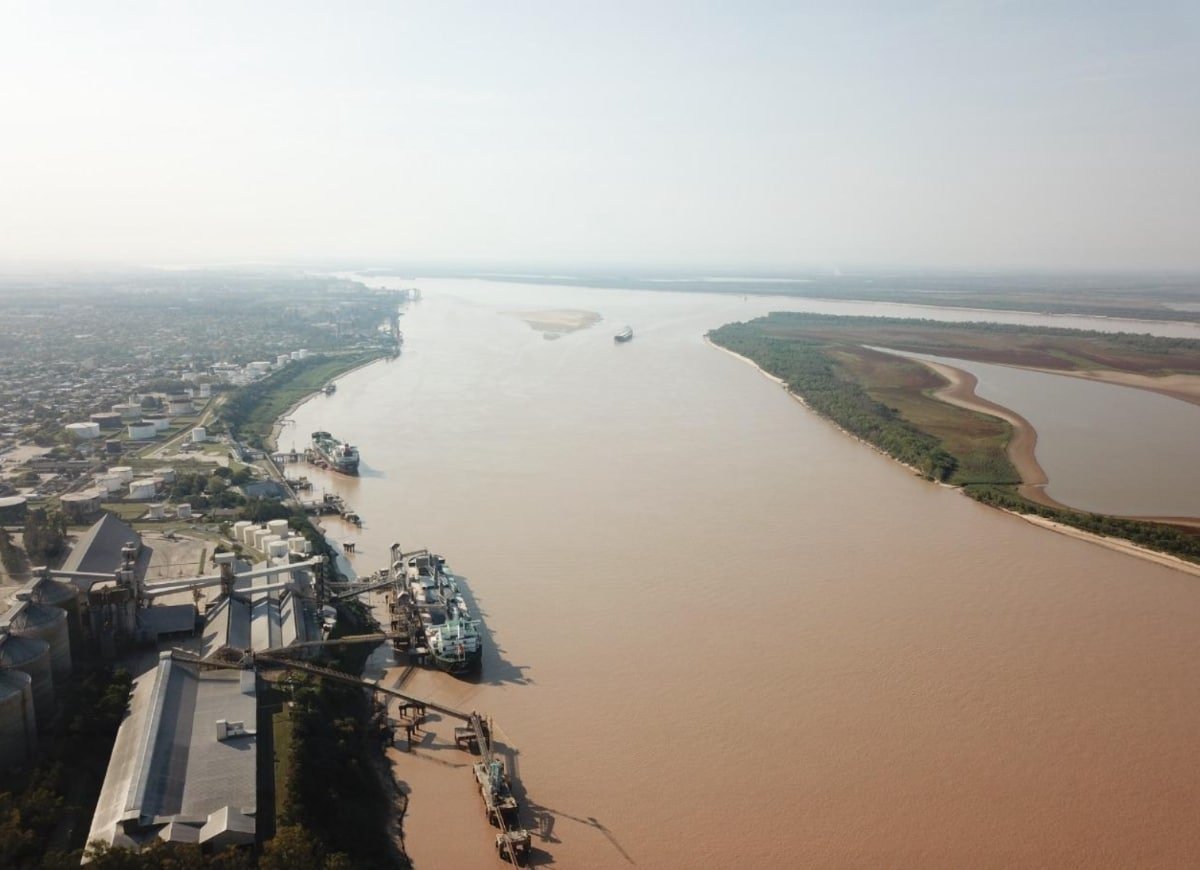 La principal causa de esta crisis hídrica es la sequía prolongada, vinculada al cambio climático.