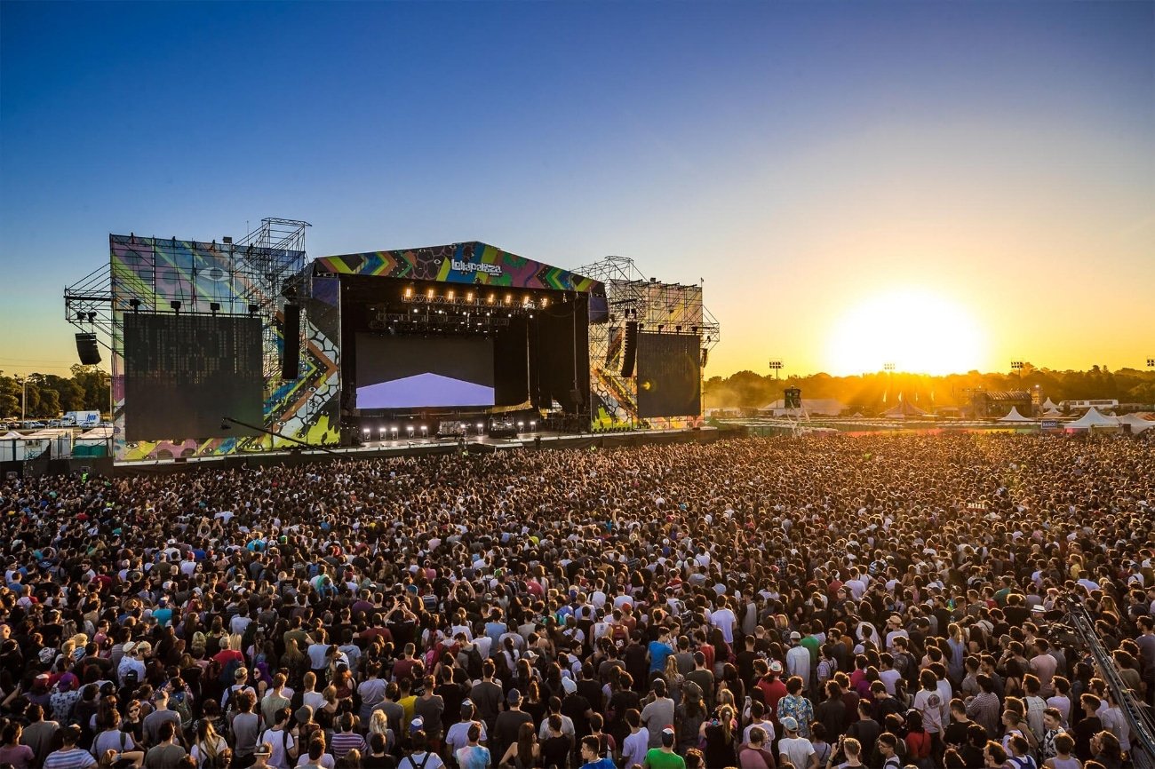 El festival no solo ofrece una experiencia musical única, sino que también destaca por su compromiso con la sostenibilidad y la inclusión.