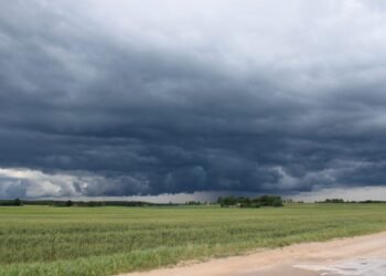 ¡Alerta Máxima! Tormentas severas azotarán Argentina: hasta 100 mm de Lluvia y granizo en las próximas horas