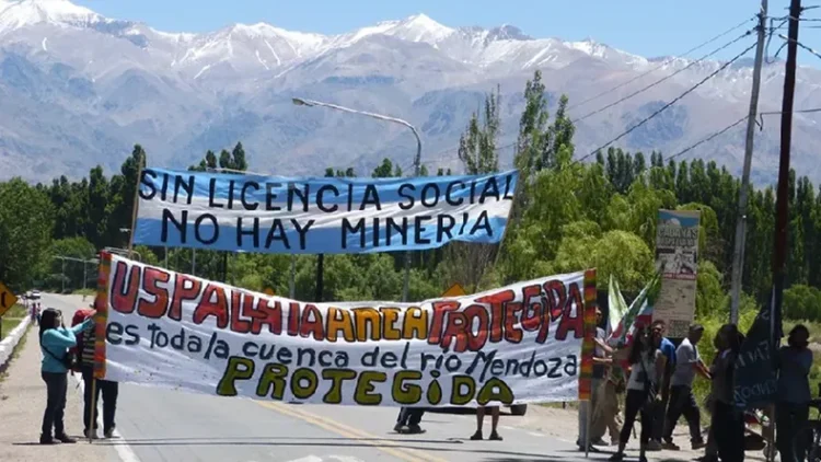 Uspallata se levanta contra la megaminería: “Progreso sí, sacrificio no”