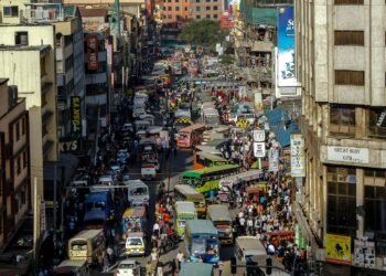 El cambio climático transforma las ciudades del mundo: sequías e inundaciones amenazan la vida urbana