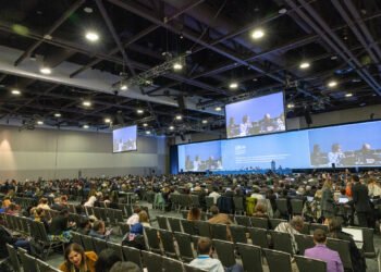 Hacia un tratado global contra la contaminación por plásticos: avances, desafíos y el rol clave de América Latina