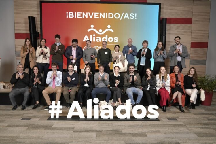 Inteligencia colectiva y tecnología para el desarrollo sostenible: el desafío de conectar saberes