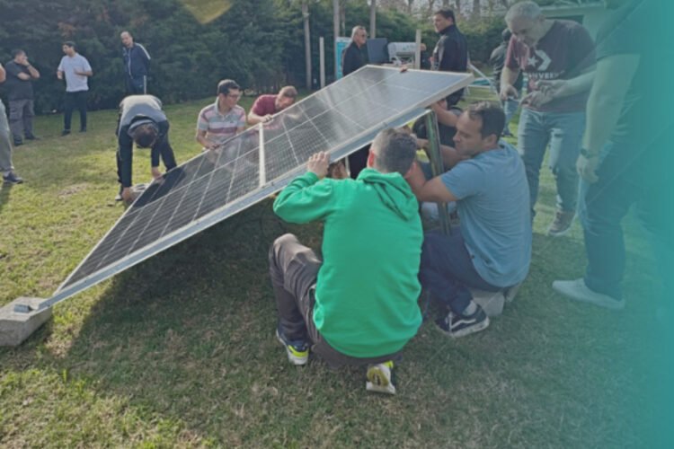Capacitate en energía solar para aprovechar un mercado con demanda creciente