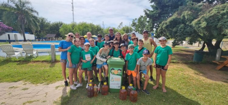 Educación ambiental: un programa sobre reciclaje de aceite usado capacitó a casi 6 mil estudiantes en Argentina