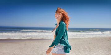 Life Seguros impulsa bienestar, conciencia y cuidado ambiental en la costa durante el verano 2026