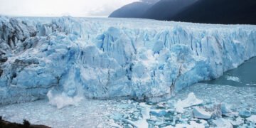Lanzan petición para frenar cambios a la Ley de Glaciares en Argentina