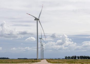 PCR firma un contrato de suministro de energía renovable con Piedra Grande