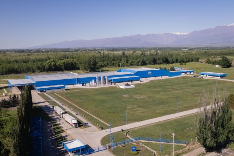 Eco de los Andes alcanza nuevamente la máxima distinción de la Certificación Internacional AWS 