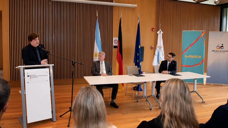 Conicet y Merck lanzaron la edición 2026 del Premio de Innovación en Ciencias de la Salud