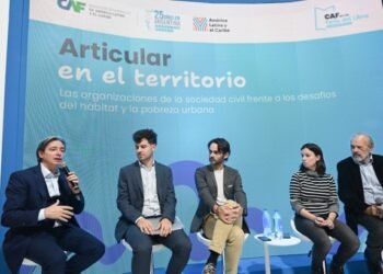 CAF convocó a TECHO, Cáritas y el Observatorio Social para debatir los desafíos del hábitat en los barrios populares