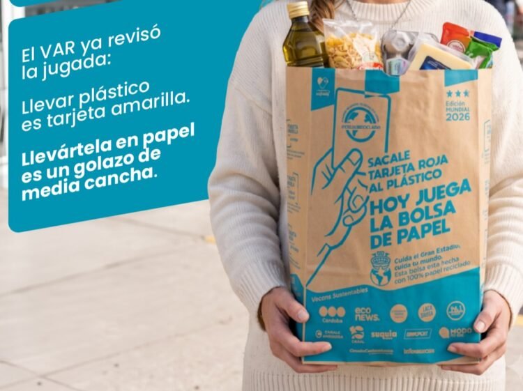 Córdoba le saca la tarjeta roja al plástico: una acción masiva busca reemplazar 120.000 bolsas plásticas del planeta