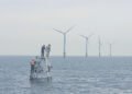 Turbinas eólicas offshore en el mar, donde miles de trabajadores estadounidenses perdieron sus empleos tras cancelaciones mas