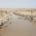Cauce seco de arroyo en zona desértica de Sonora, México, donde ocurrió el derrame químico.