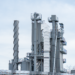 Planta de electrólisis para producción de hidrógeno renovable en instalación industrial.