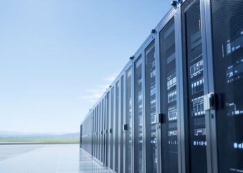 Centro de datos con servidores en funcionamiento, representando la infraestructura de IA regulada en Pensilvania.