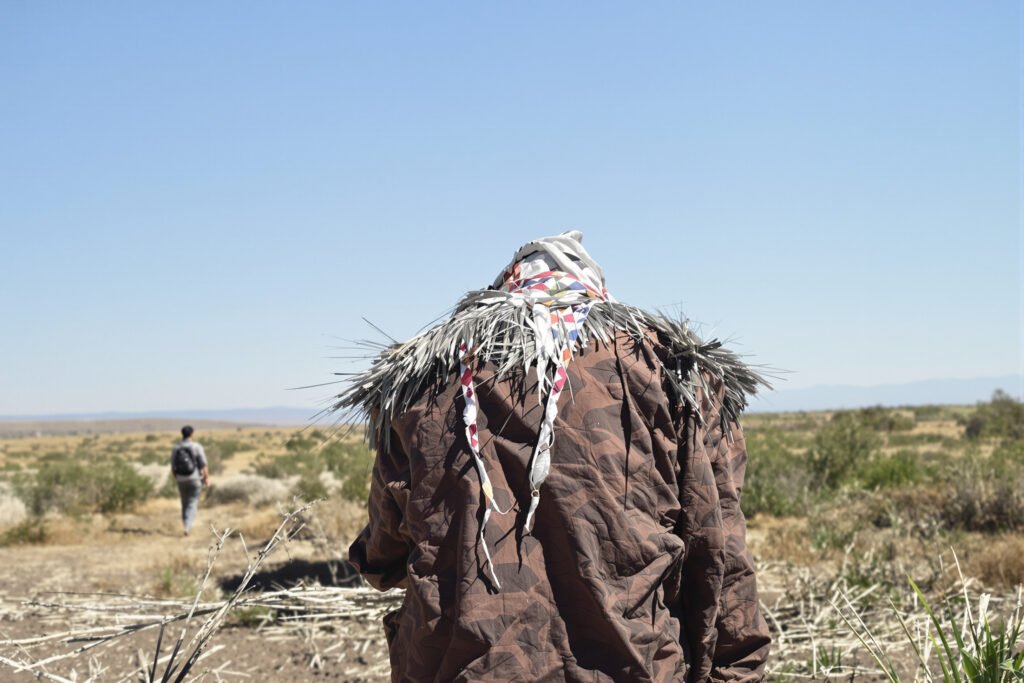 Tierras rurales en Argentina donde habitan comunidades indígenas que reclaman derechos territoriales ancestrales.