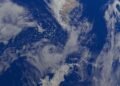 Vista satelital del océano Pacífico mostrando corrientes cálidas asociadas al fenómeno de El Niño.