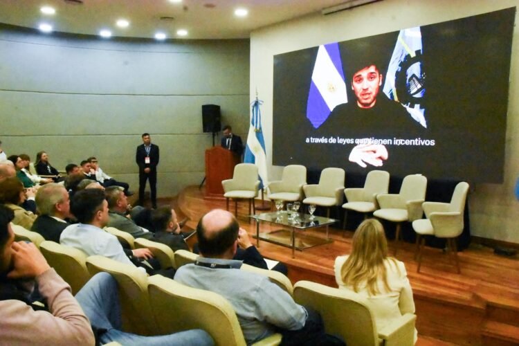 Nacho Torres en Carbono Chubut: “Enfrentar el cambio climático no es un freno al desarrollo”