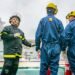 Incendio en planta industrial con columnas de humo, similar al accidente en la planta de biocombustibles en Argentina.