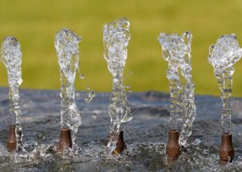 Miles de cordobeses sin agua potable por agroquímicos y sequía prolongada