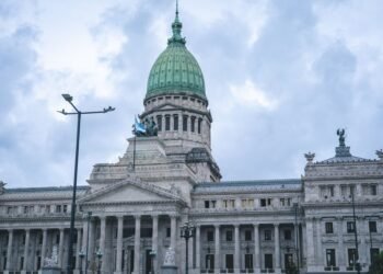 Edificio del Congreso de la Nacion Argentina donde se debate el Presupuesto 2027 y los cuestionamientos al programa con el FM
