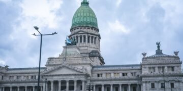 Edificio del Congreso de la Nacion Argentina donde se debate el Presupuesto 2027 y los cuestionamientos al programa con el FM