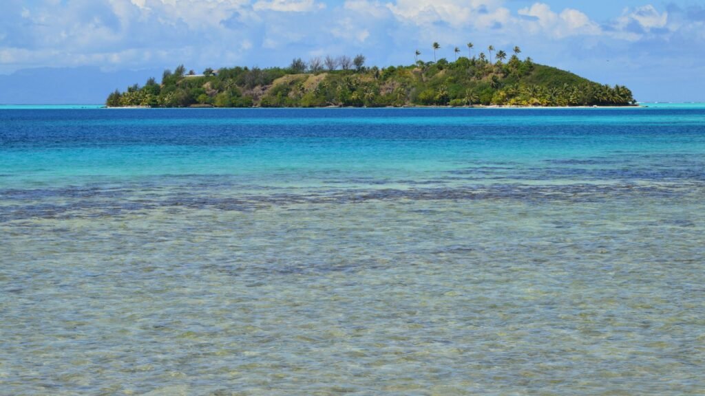 Aguas cálidas del océano Pacífico tropical, región donde se forma el fenómeno El Niño