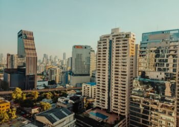 Distrito financiero de Bangkok, sede de las reuniones anuales del FMI y Banco Mundial donde el financiamiento climático estuv