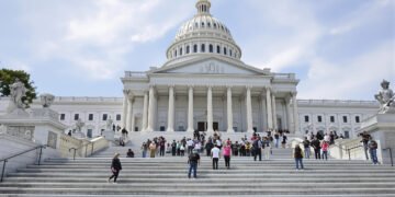 Escalinatas del Congreso Nacional, escenario de la protesta de activistas de Greenpeace en Argentina.