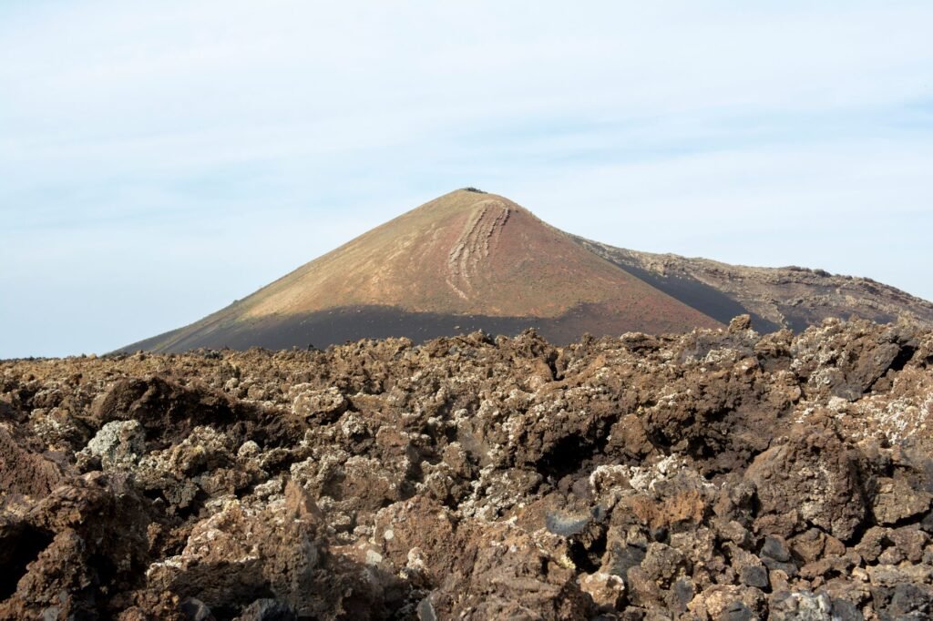 Paisaje volcánico en La Palma, isla del volcán Tajogaite en Canarias.