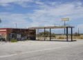 Paisaje árido del Mar Salton en California, epicentro de la carrera por el litio en Estados Unidos.
