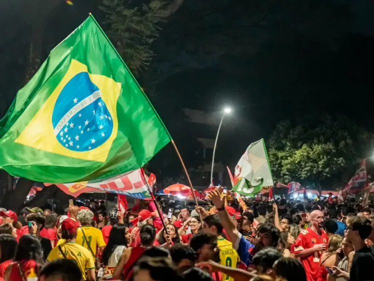 Ambientalistas brasileños celebran victoria de Lula pero exigen políticas concretas contra la tala